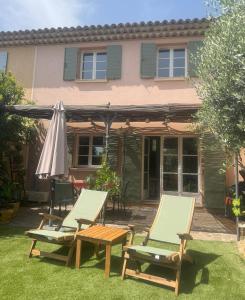 Κήπος έξω από το House Isabelle in Golf Saint Endreol, Provence, great view +47 φωτογραφίες