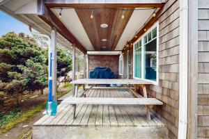 Gallery image of Clamalope in Rockaway Beach