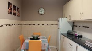 Η κουζίνα ή μικρή κουζίνα στο Lia's House