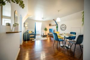 Et opholdsområde på Les Toits d'Auxerre - Center - Rooftop View