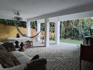 Χώρος καθιστικού στο Pousada Casa Cristal Mineiro