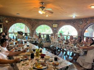 Hosté ubytování Shambala SPA Medicinal y Retiros + 22 fotografií