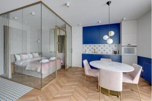 Kuchyňa alebo kuchynka v ubytovaní Prestige Apart Gdańsk