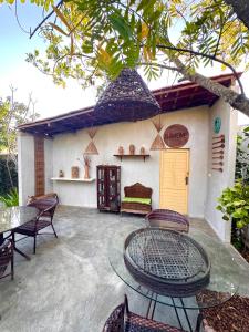 Bangunan di mana terletaknya rumah tamu ini +12 gambar
