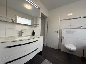 Vannituba majutusasutuses Swiss Suites