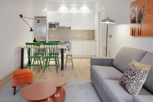 Kuchnia lub aneks kuchenny w obiekcie Ambrosse by FeelFree Rentals