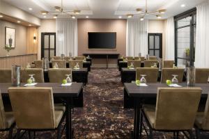 Posezení v ubytování Hilton Garden Inn Greenville University Area