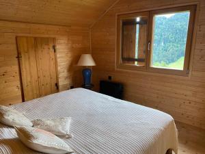 Fotografie z fotogalerie ubytování Chalet in Rossiniere near Glacier & Lake v destinaci Rossinière