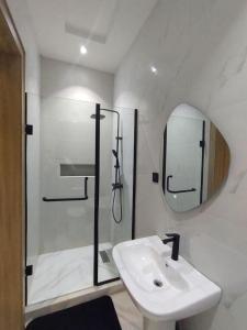 Koupelna v ubytování Nimbus Nook Apartments, GRA Ikeja, Lagos