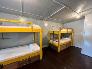 Postel nebo postele na pokoji v ubytování Ohlala Guesthouse + 24 fotografií