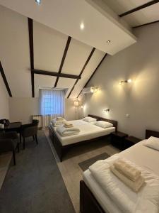 Postel nebo postele na pokoji v ubytování Apartments & Accommodation Stojic