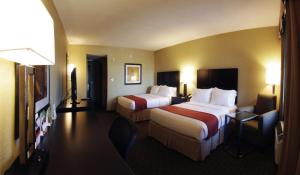 Holiday Inn Phoenix/Chandler by IHG客房内的一张或多张床位