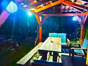 Galería fotográfica de Willa Cyklada, grill, śniadania, jezioro,przystań,tawerna-200m, park linowy-400m, centrum,aquapark-900m en Mikołajki