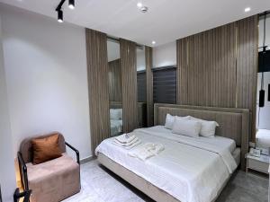 Afbeelding uit fotogalerij van Blackwood Hotels in Ikeja +19 foto's