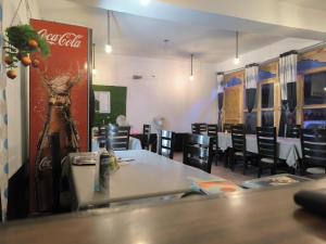 Tyakshi Summer Camp餐厅或其他用餐的地方