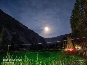 豪华帐篷周边自然景观