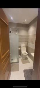 Ένα μπάνιο στο Chalet in amwaj oyoun resort & casino - families and couples only