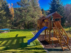 Herní místnost nebo prostor pro děti v ubytování Chalet Oasis - Luxusná chata s výhľadom, pri Zuberci a Kvačianskej doline