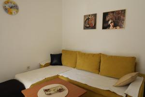 Posedenie v ubytovaní Apartmani Kežić Drvenik