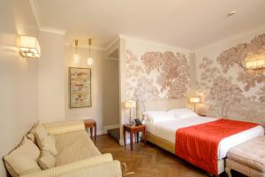 Postel nebo postele na pokoji v ubytování Vivaldi Luxury Rooms