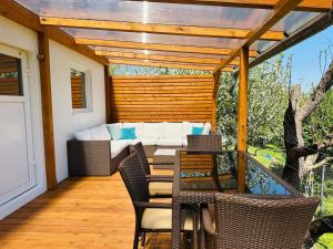 Posezení v ubytování Glamping Prokop