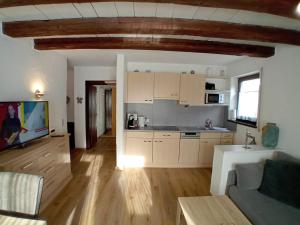 Kuchyňa alebo kuchynka v ubytovaní Appartement Rianne/Landhaus Almidyll