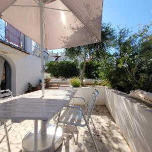 Balkón nebo terasa v ubytování Villa dei Melograni