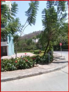 プネにあるGreenland Apartmentのギャラリーの写真