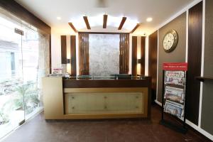 Vstupní hala nebo recepce v ubytování A Family Hotel Oppera Near IGI Airport
