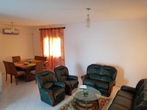 Posezení v ubytování Duplex Hôtel Golden Carthage