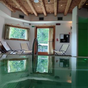 TV/trung tâm giải trí tại Albergo Villa Cristina