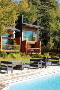 Bazén v ubytování NI-NEWEN Hotel & Lodge nebo v jeho okolí