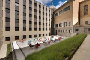 Το κτήριο όπου στεγάζεται  το hostel