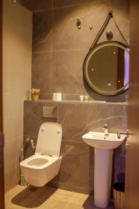 Fotografie z fotogalerie ubytování Frankville Hotel v destinaci Karu