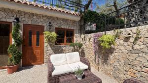 Το κτήριο όπου στεγάζεται  το bed & breakfast