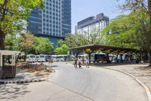 Furnished Studio Rental in Prime Cebu IT Park with Gym, Pool, Fast WiFi and Netflixの宿泊客