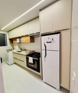 Kuchyň nebo kuchyňský kout v ubytování (1501)Vista Mar - Apto2 Qtos-Suíte -João Pessoa PB