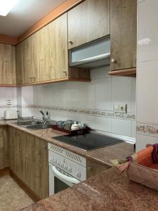 Kuchnia lub aneks kuchenny w obiekcie Apto Calpe con piscina. No uses coche vacaciones.