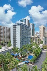 Nespecifikovaný výhled na destinaci Honolulu nebo výhled na město při pohledu z hotelu