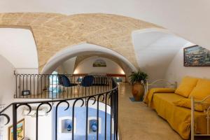 A seating area at Corte Del Campanaro