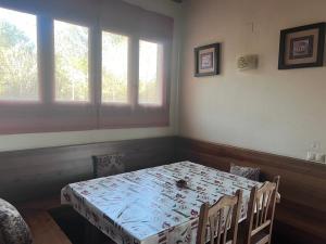 Posezení v ubytování Casas Rurales el Cerrete de Haro