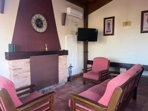 Posezení v ubytování Casas Rurales el Cerrete de Haro
