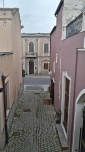 The surrounding neighborhood or a neighborhood close to a vendégházakat