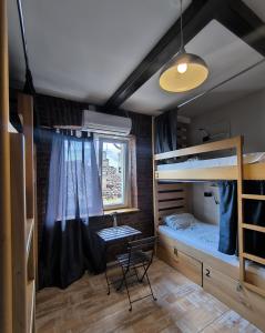 Postel nebo postele na pokoji v ubytování Old Town Hostel Ohrid