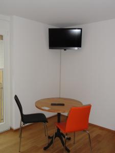 TV/Unterhaltungsangebot in der Unterkunft Bed and Breakfast Wegmann