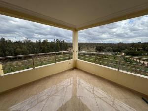 Balcon ou terrasse dans l'établissement Zs Farm Kamouni - WIFI Fibre - Jacuzzi on request