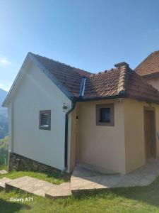 Uma vista geral da montanha ou uma vista da montanha a partir da casa de férias