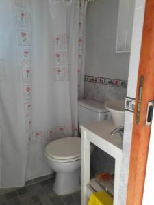 Ένα μπάνιο στο El patio apart