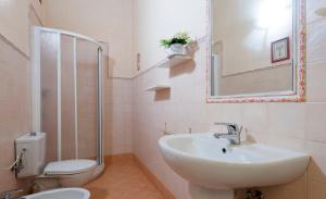 Kúpeľňa v ubytovaní Agriturismo Le Buche di Viesca