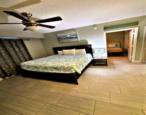 Vacation in Comfort and luxury - 3 BR Direct Oceanfront - Wyndham Ocean Walk Resort 2425客房内的一张或多张床位